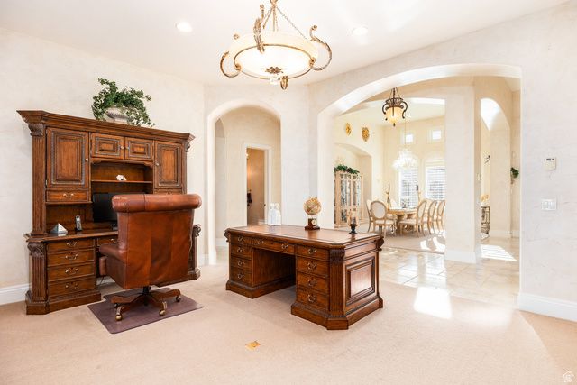 802 EAGLEPOINTE DR, North Salt Lake, UT 84054