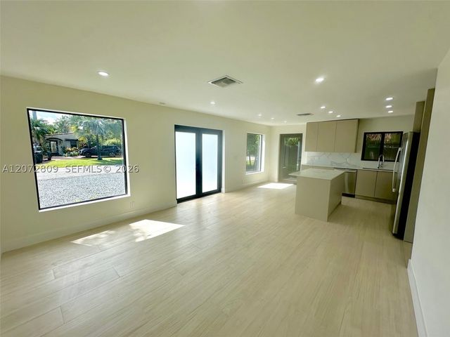 1610 NE 17th Ave 1610, Fort Lauderdale, FL 33305