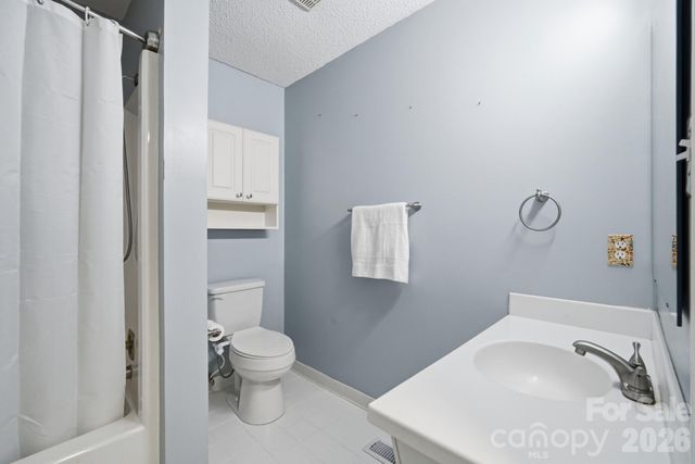 3818 Wild Country Way, Gastonia, NC 28054