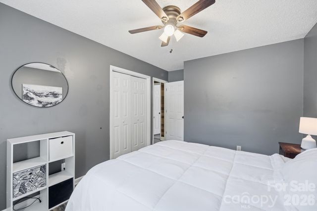 3818 Wild Country Way, Gastonia, NC 28054