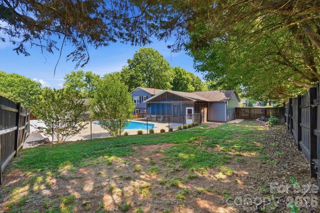 3818 Wild Country Way, Gastonia, NC 28054
