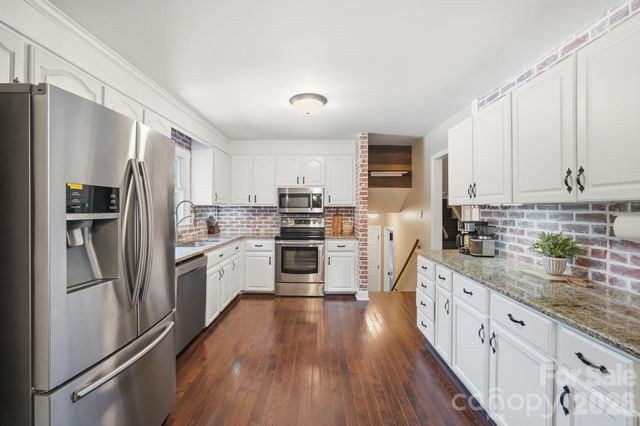 3818 Wild Country Way, Gastonia, NC 28054