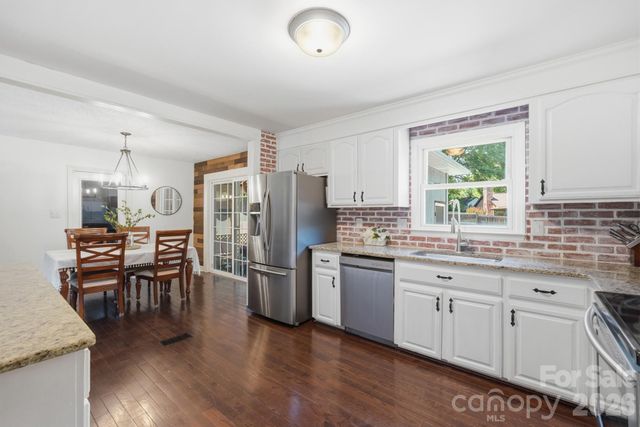 3818 Wild Country Way, Gastonia, NC 28054