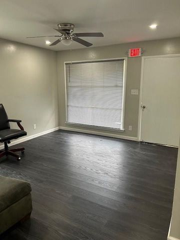 306 Grant Circle, Mobile, AL 36610
