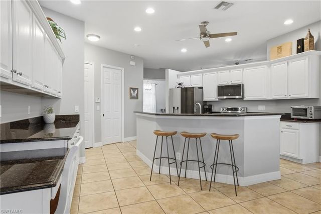 2400 SW 39th TER, Cape Coral, FL 33914