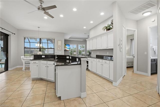 2400 SW 39th TER, Cape Coral, FL 33914