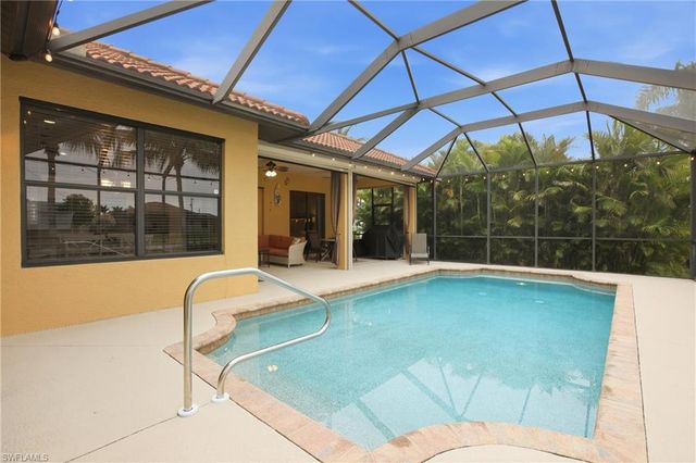 2400 SW 39th TER, Cape Coral, FL 33914