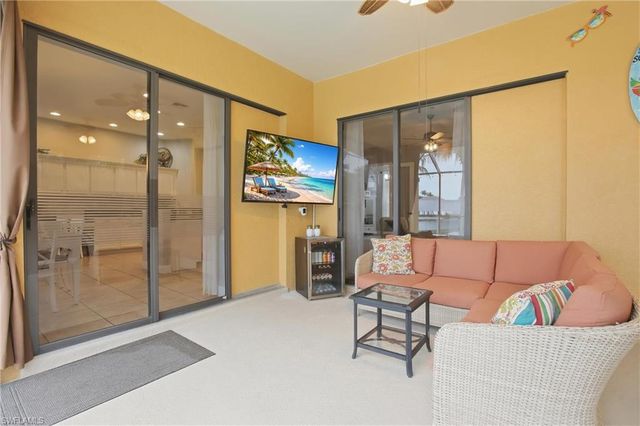 2400 SW 39th TER, Cape Coral, FL 33914