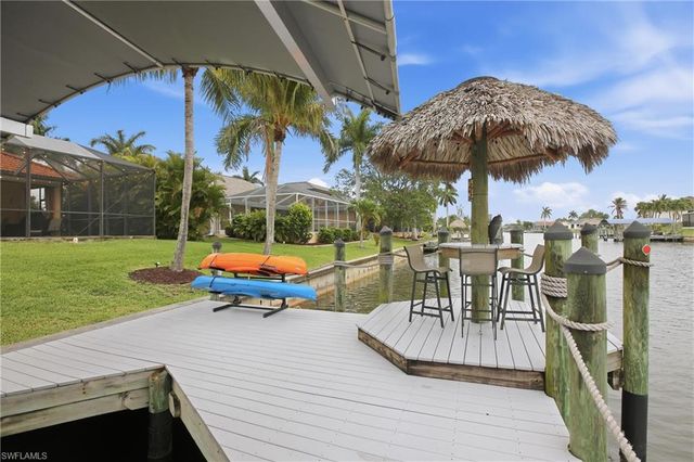 2400 SW 39th TER, Cape Coral, FL 33914