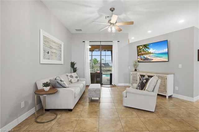 2400 SW 39th TER, Cape Coral, FL 33914