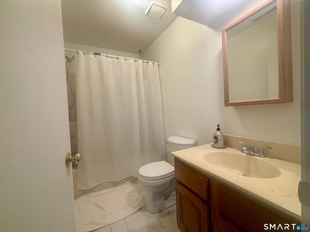 20 Woodhill Road 20, Milford, CT 06461