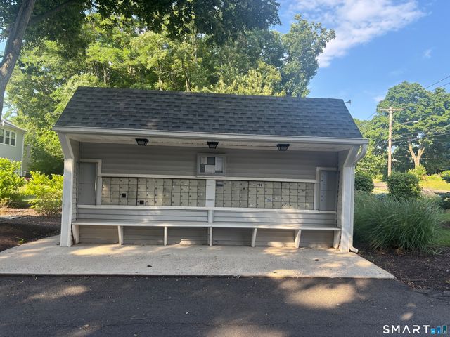 20 Woodhill Road 20, Milford, CT 06461
