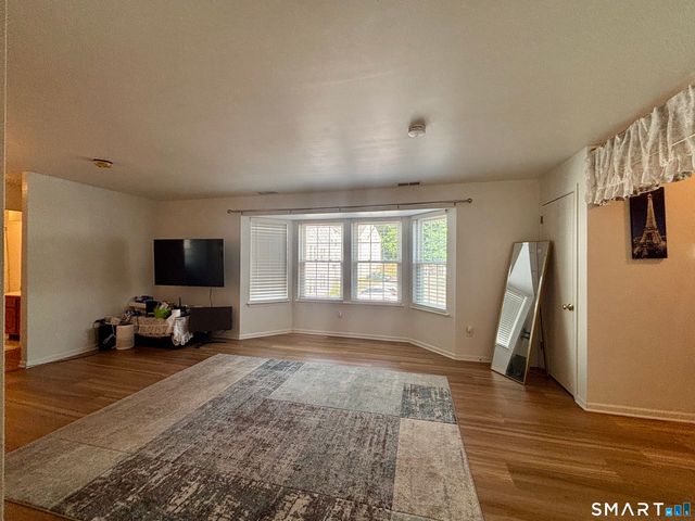 20 Woodhill Road 20, Milford, CT 06461