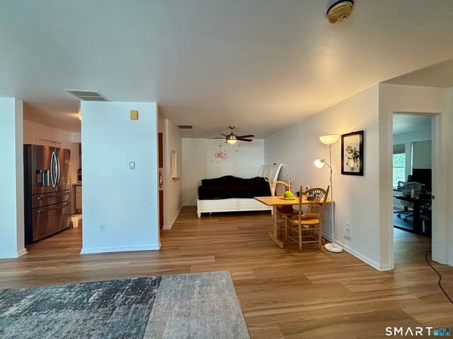 20 Woodhill Road 20, Milford, CT 06461