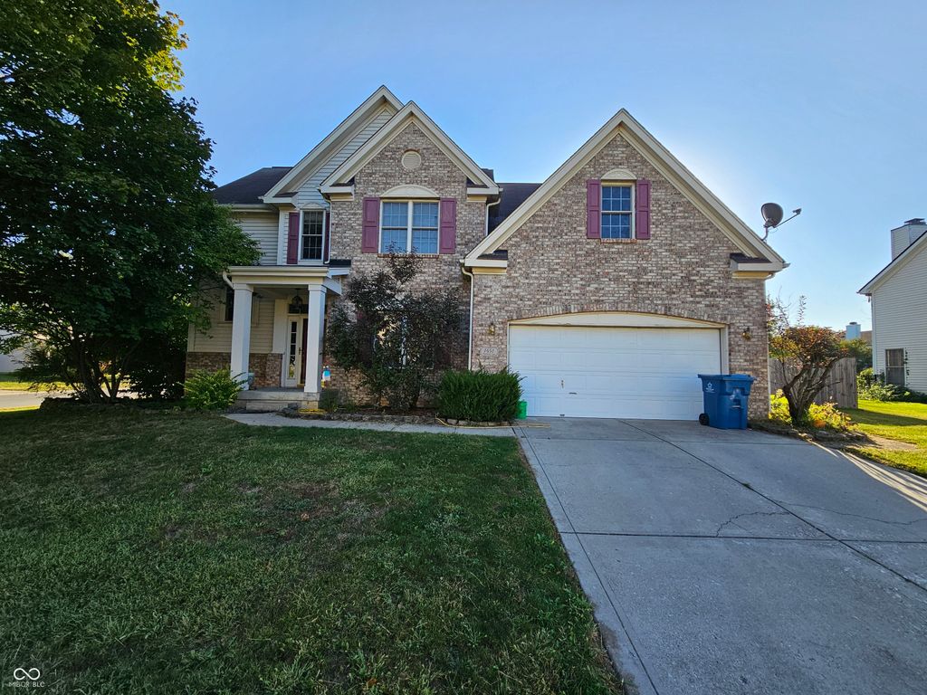 1451 Red Dunes Run, Avon, IN 46123