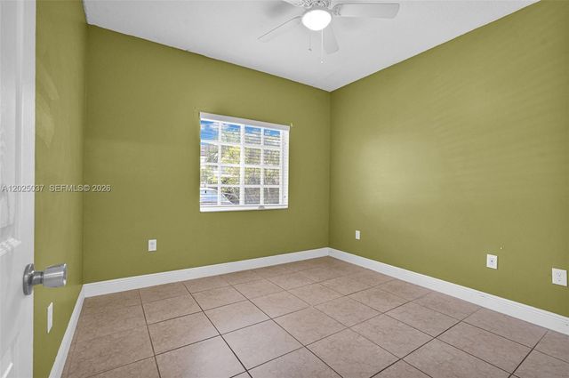 1396 W 30th St, Hialeah, FL 33012