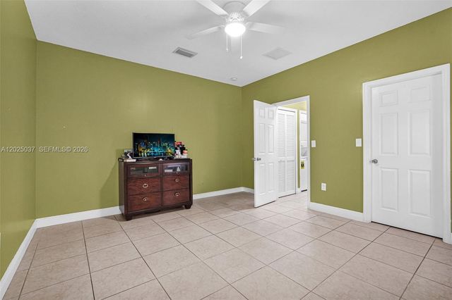 1396 W 30th St, Hialeah, FL 33012