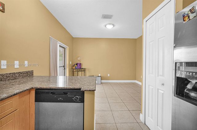 1396 W 30th St, Hialeah, FL 33012