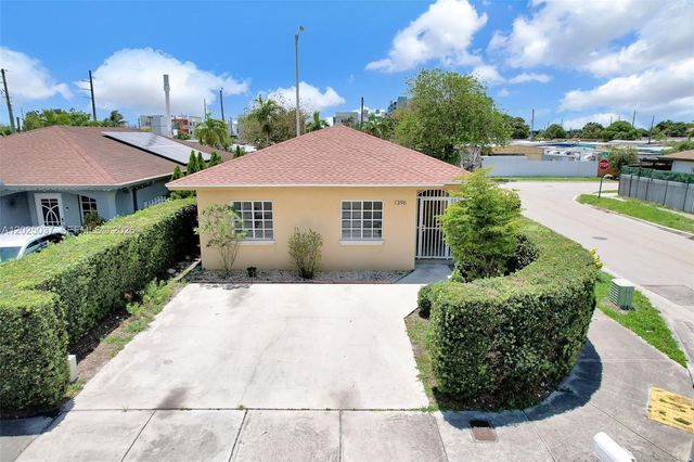 1396 W 30th St, Hialeah, FL 33012