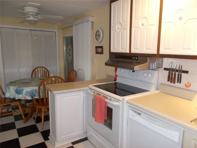 6786 HOEMI COURT, North Port, FL 34287