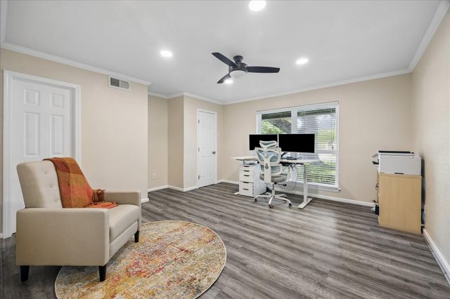 5243 Caversham Drive, Houston, TX 77096