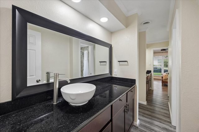 5243 Caversham Drive, Houston, TX 77096
