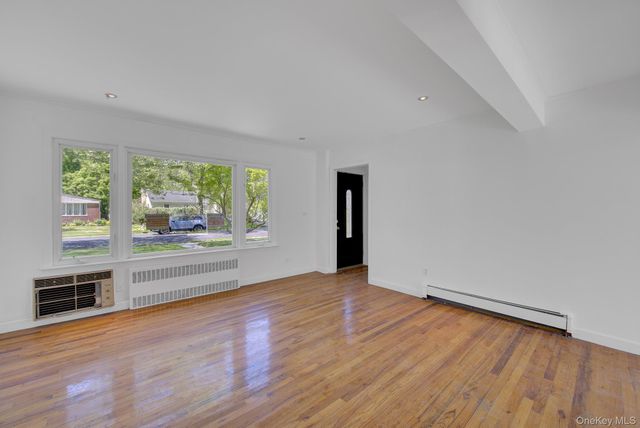 771 Maple Place, West Hempstead, NY 11552