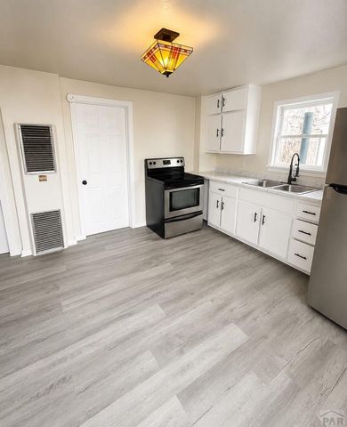 706 Topeka Ave, Pueblo, CO 81006