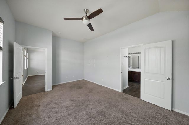 15137 Meadow Glen S, Conroe, TX 77306