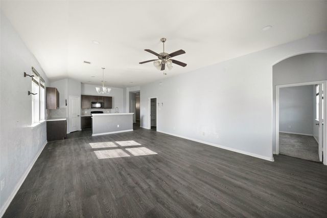 15137 Meadow Glen S, Conroe, TX 77306