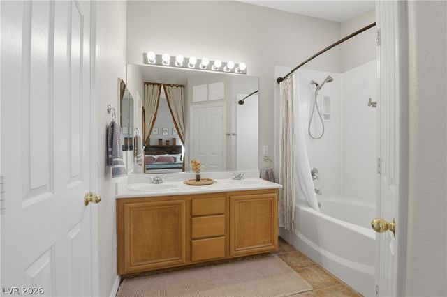 10409 Adams Chase Street, Las Vegas, NV 89183