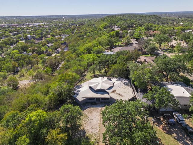 705 NW 10th Street, Mineral Wells, TX 76067