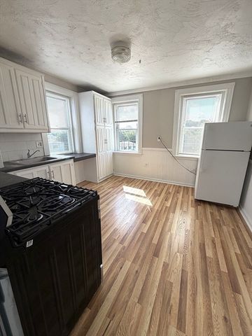 1076 Washington Street 7, Norwood, MA 02062