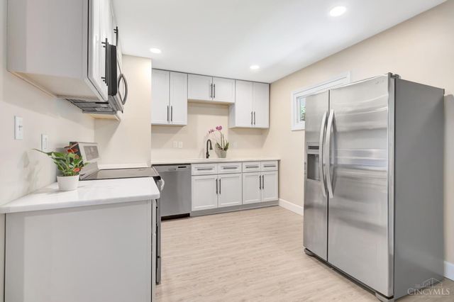 3275 Deshler Drive, Colerain Twp, OH 45251