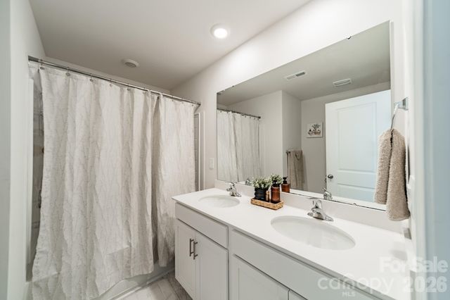 3629 Azalea Ridge Drive, Mount Holly, NC 28120