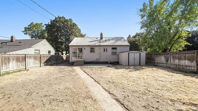 2212 W Crown Ave, Spokane, WA 99205