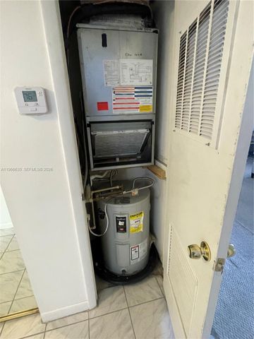 4881 NW 22nd St B7, Lauderhill, FL 33313