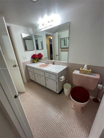 4881 NW 22nd St B7, Lauderhill, FL 33313