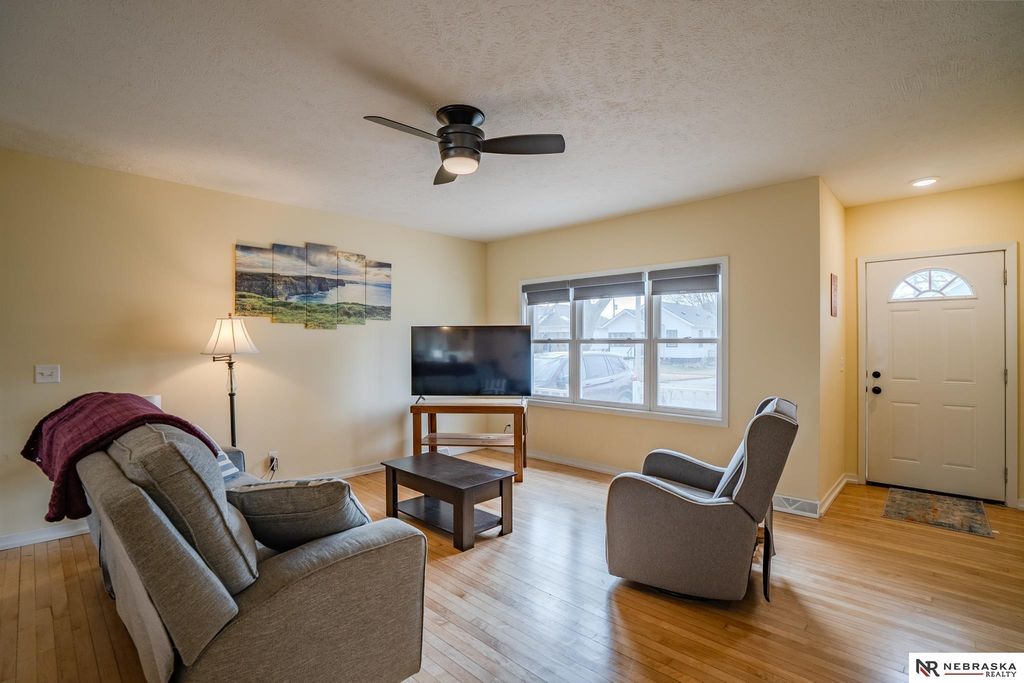 108 W Whittingham Street, Valley, NE 68064