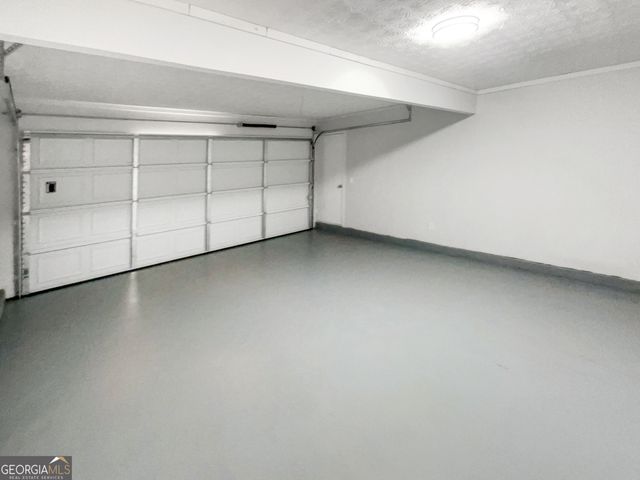 24 Chelsea Lane, Grantville, GA 30220