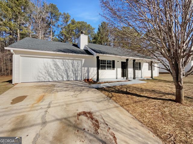 24 Chelsea Lane, Grantville, GA 30220