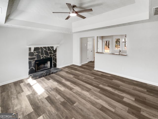 24 Chelsea Lane, Grantville, GA 30220