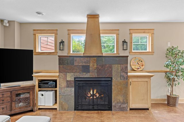 2818 134th Avenue NE, Ham Lake, MN 55304