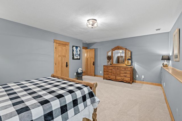 2818 134th Avenue NE, Ham Lake, MN 55304