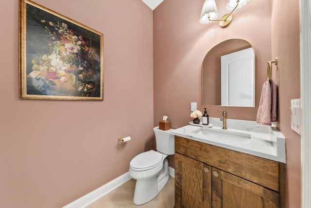 20285 Newport LANE, Brookfield, WI 53045