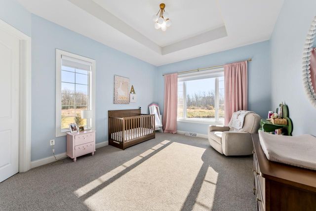 20285 Newport LANE, Brookfield, WI 53045