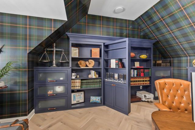 20285 Newport LANE, Brookfield, WI 53045