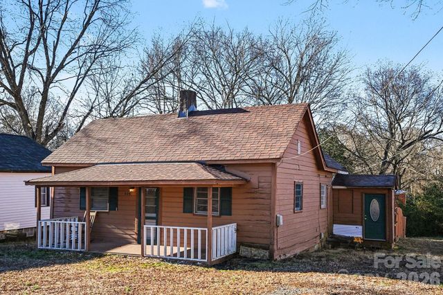 605 Kings Mountain Street, Clover, SC 29710