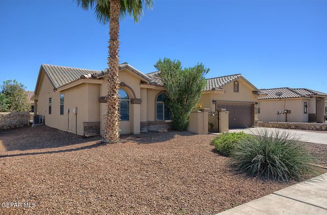 5620 VALLEY MAPLE Drive, El Paso, TX 79932