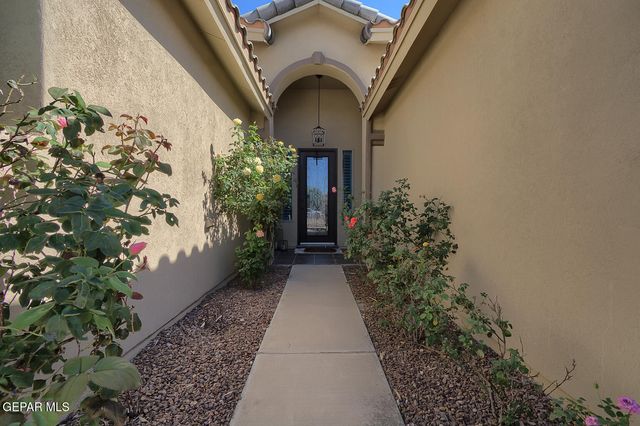 5620 VALLEY MAPLE Drive, El Paso, TX 79932